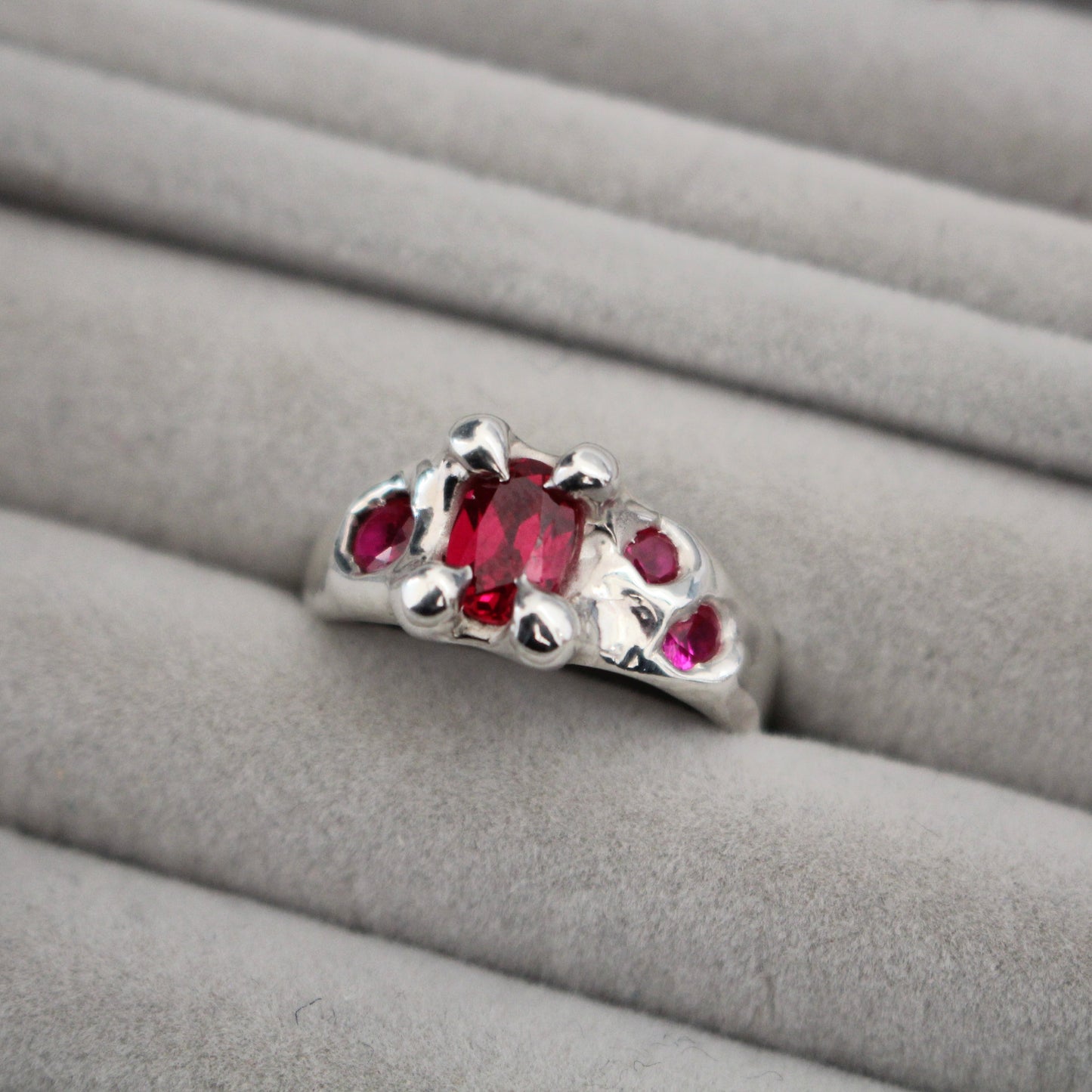 fang ring