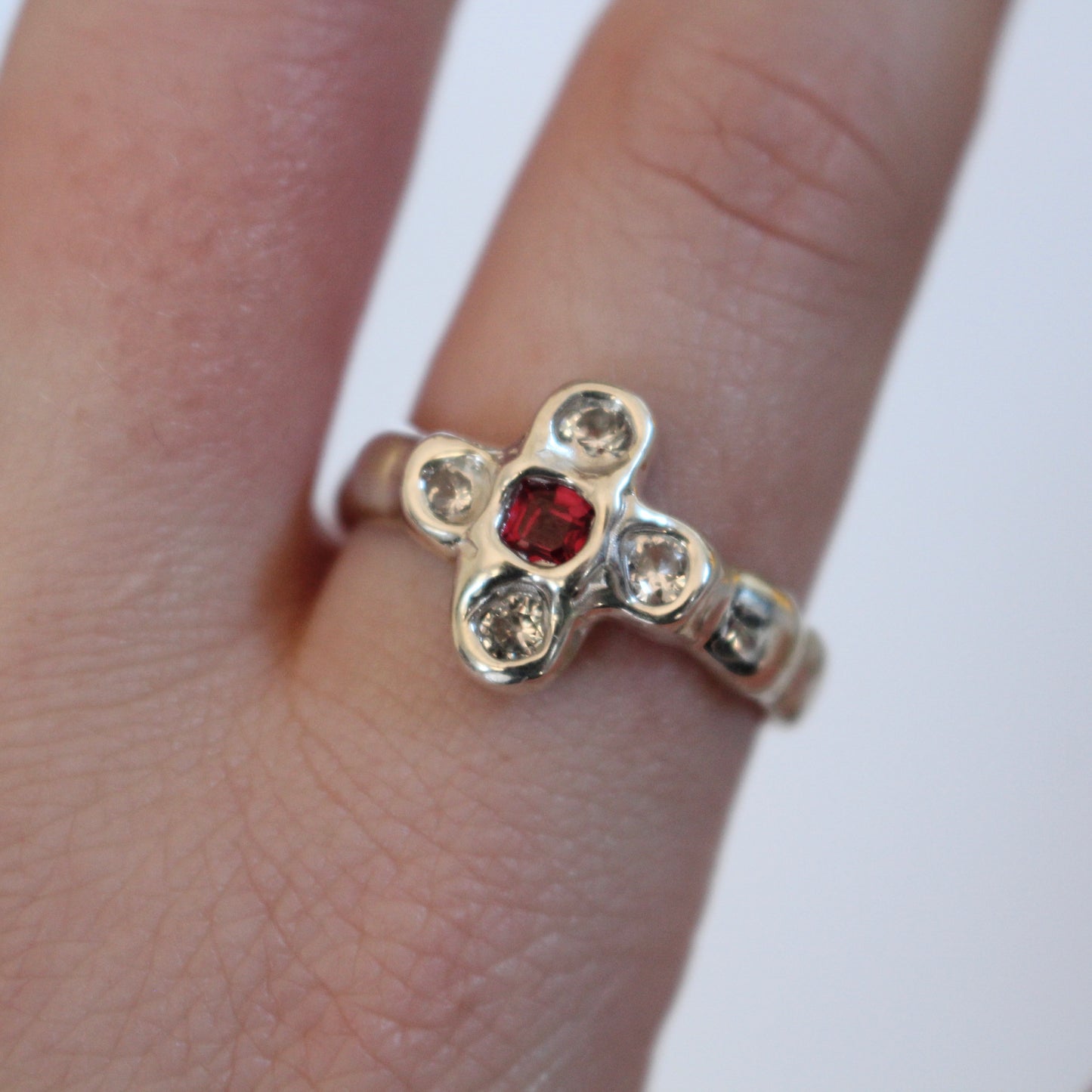 Bejewelled Pollen Ring | Size T