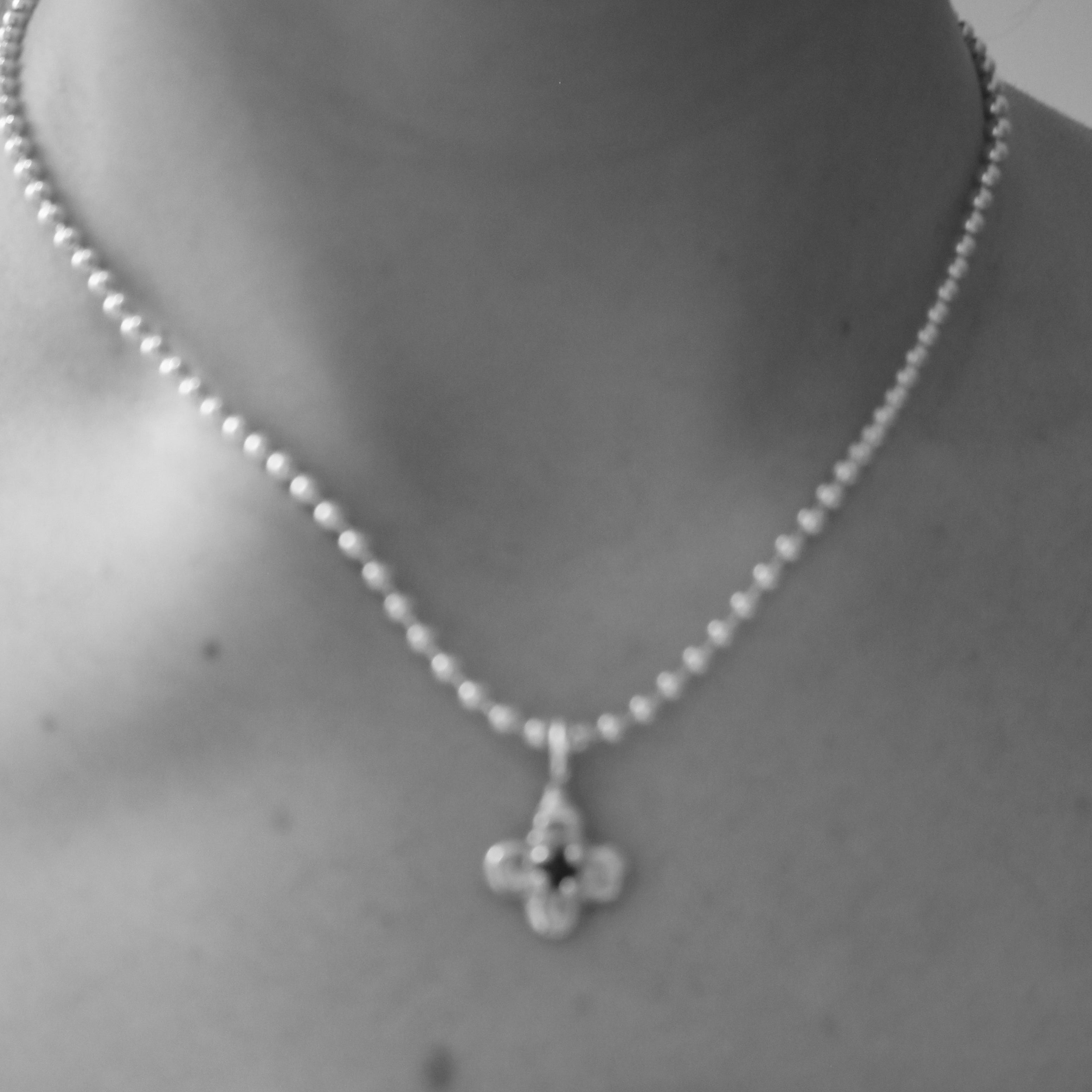 pollen necklace