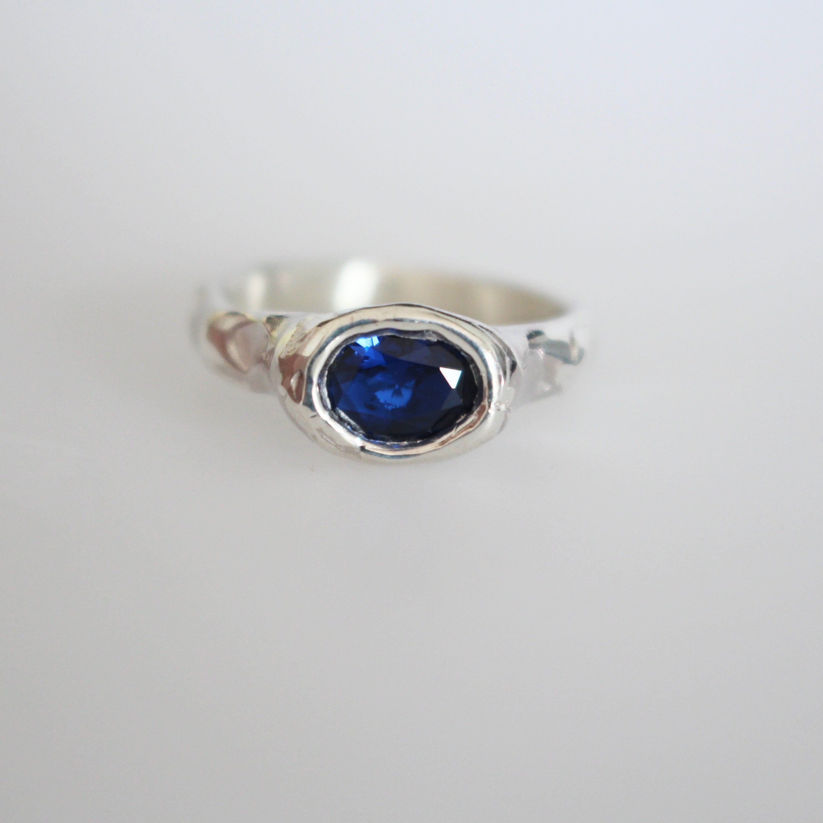spinel bezel | size L