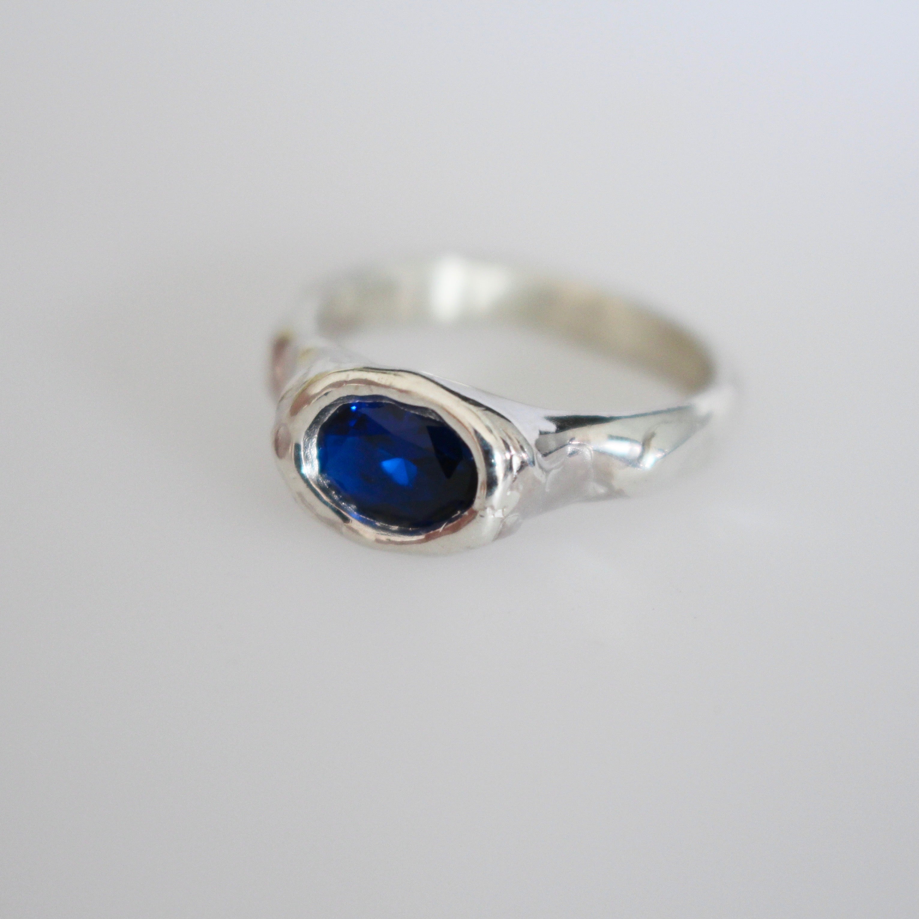 spinel bezel | size L
