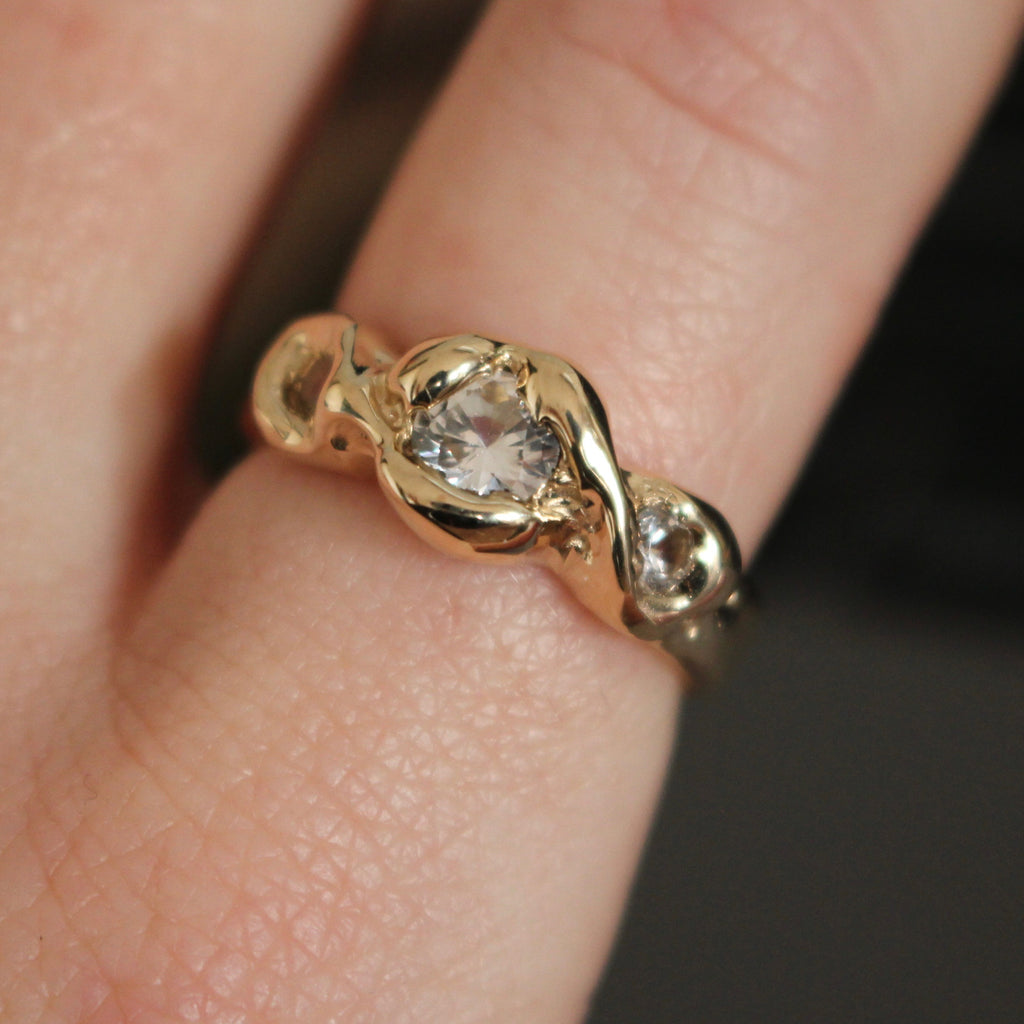 royal ring | M