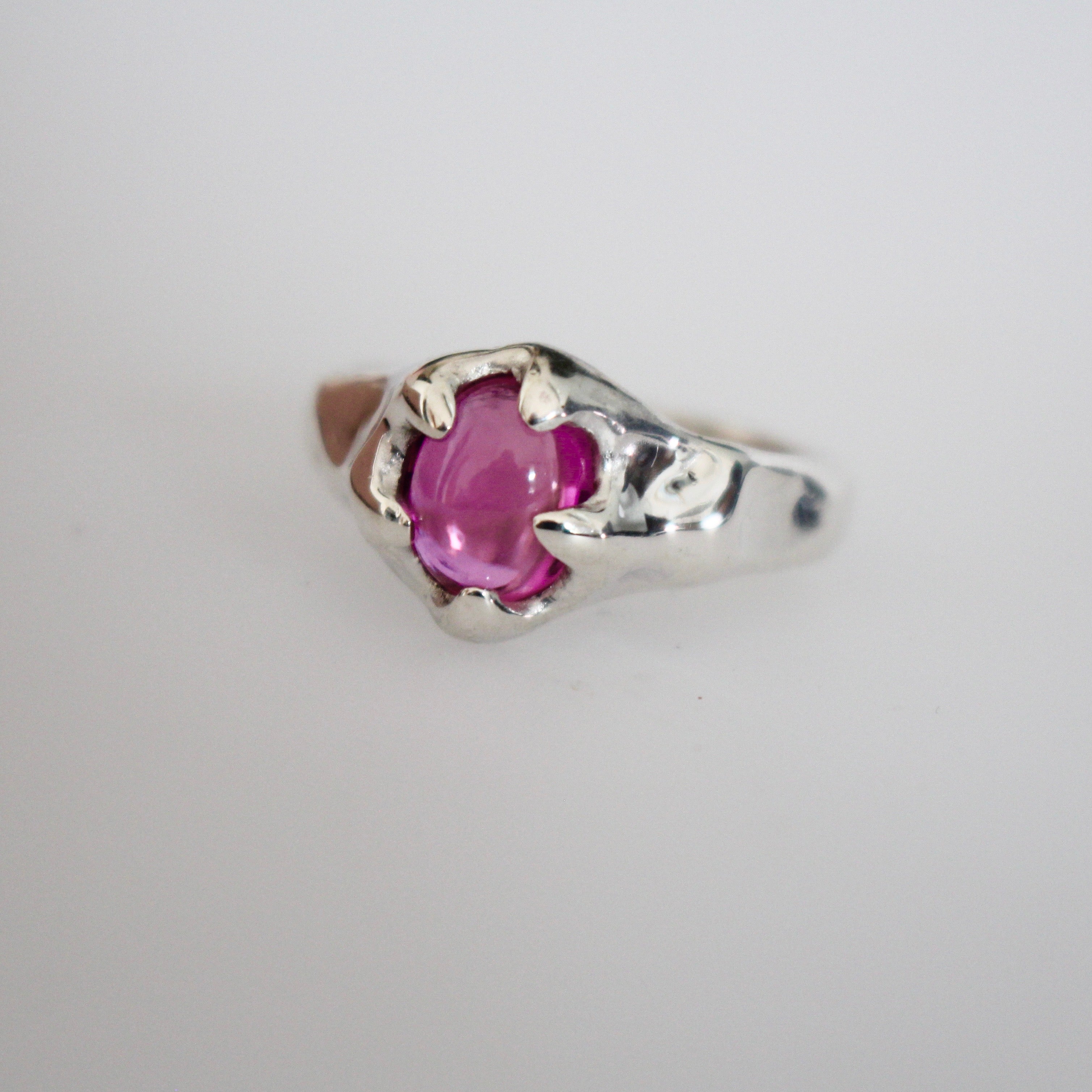pink glow ring | size M