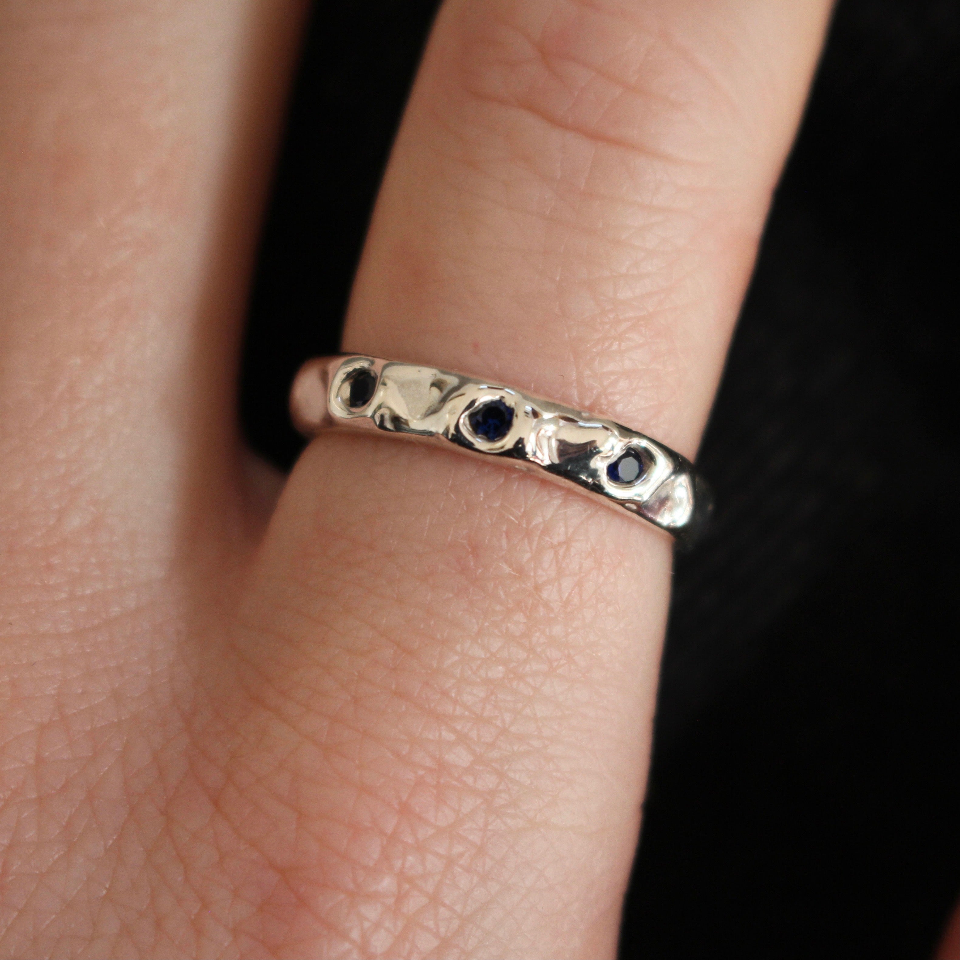 sapphire hidden ring | size N