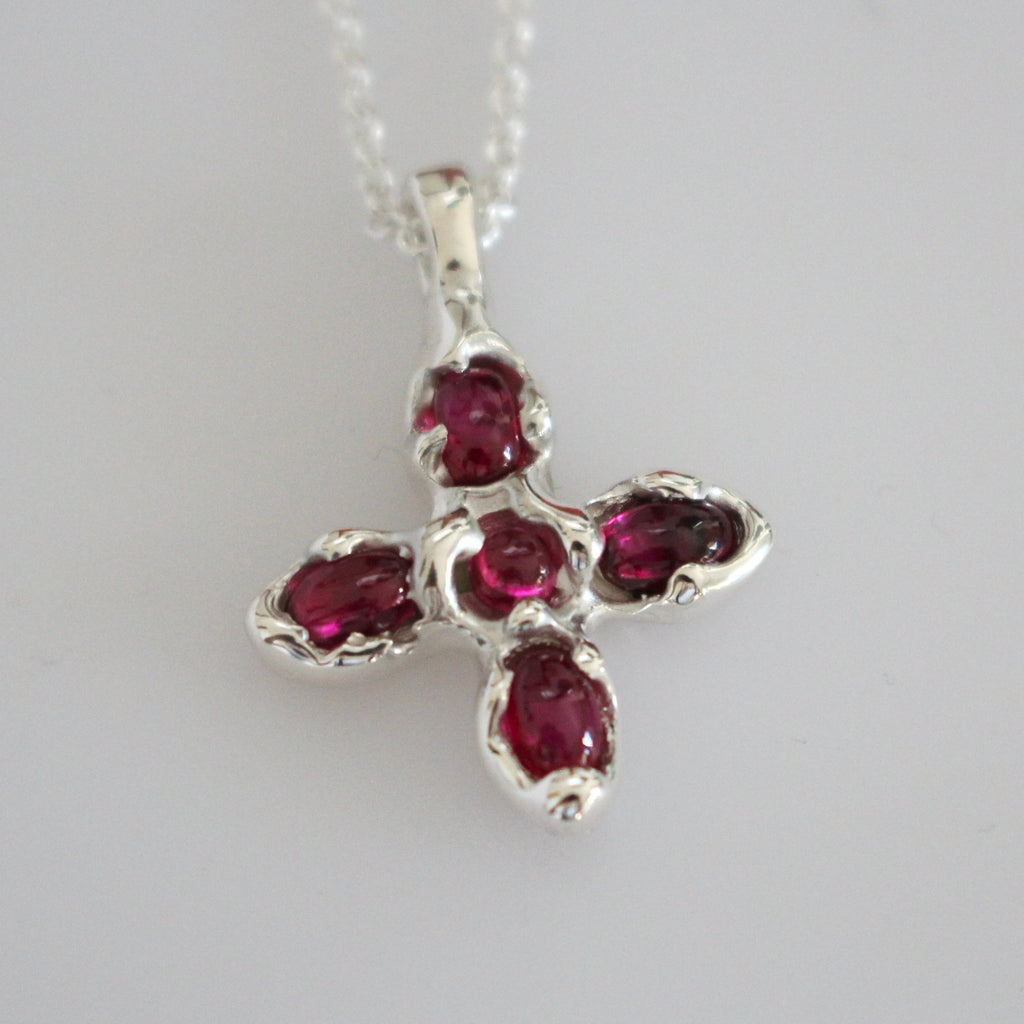 poppy necklace
