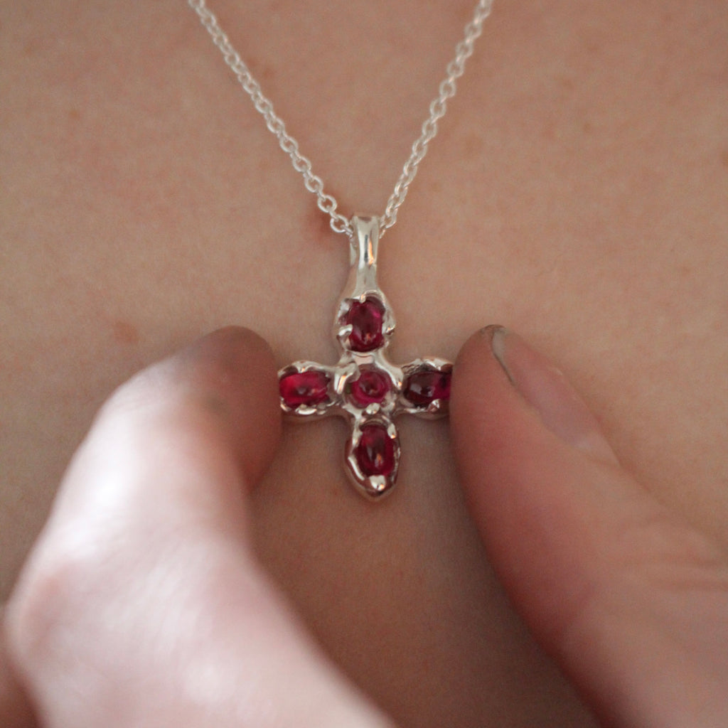 poppy necklace