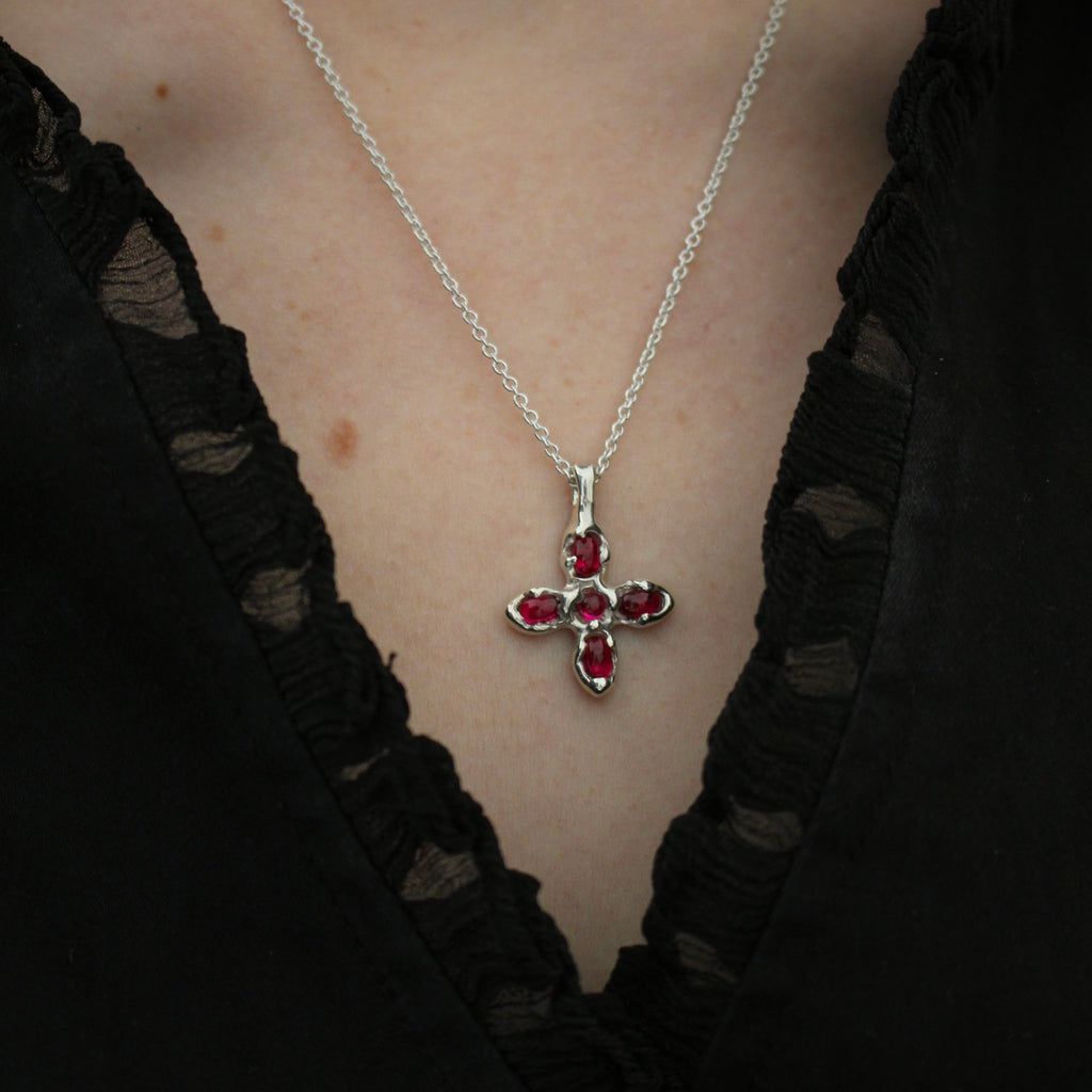 poppy necklace