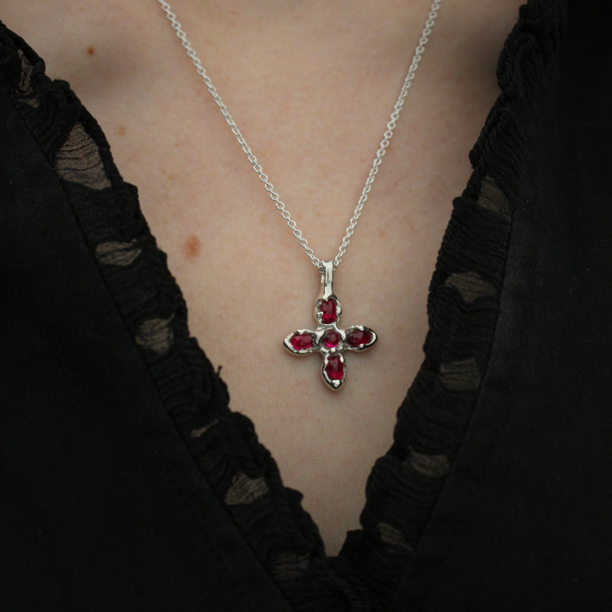 poppy necklace