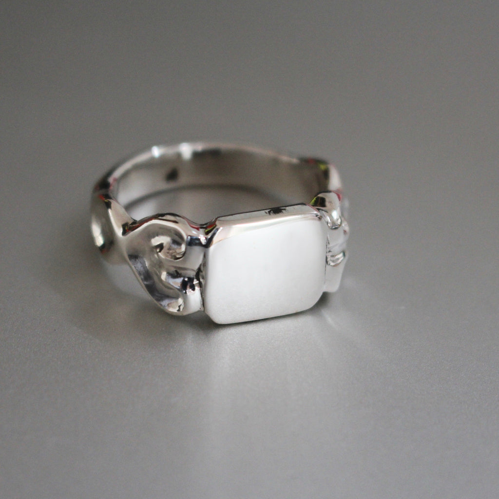 scroll ring