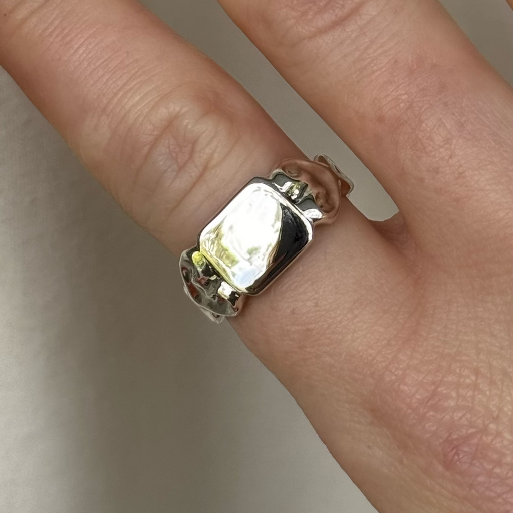 scroll ring