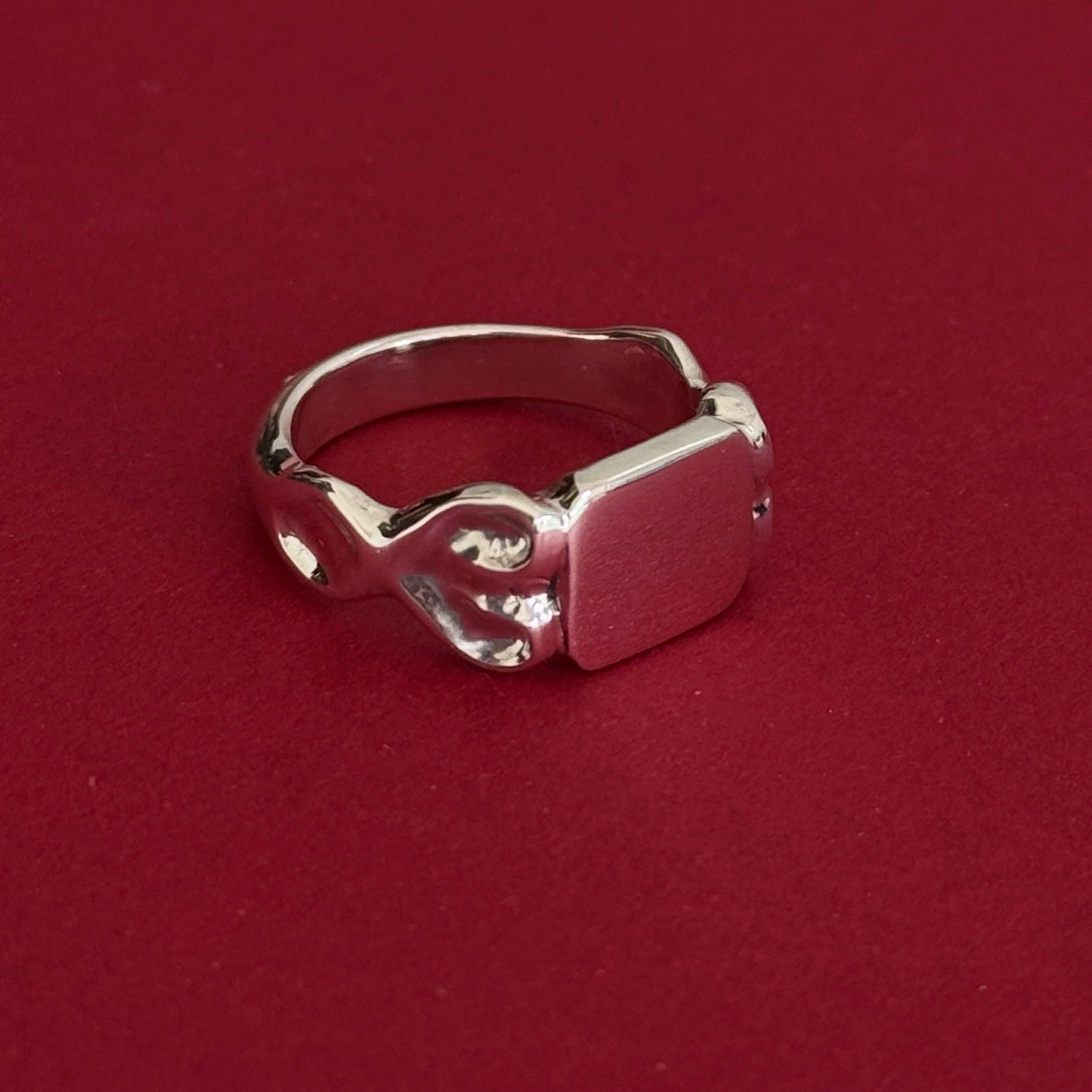 scroll ring